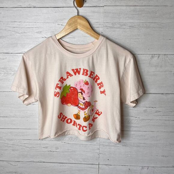 Strawberry Shortcake Top Womens Size Large Cropped Novelty 100% Cotton - Picture 3 of 16